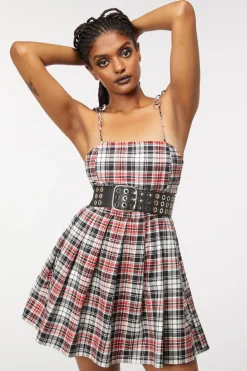 Buckle Eyelet Waist Belt