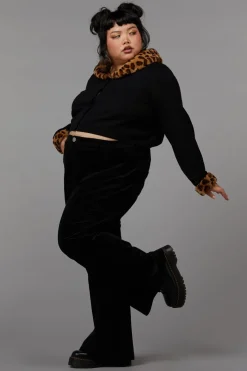 Curve Acrobat Cardigan