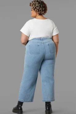 Curve Axolotl Jean