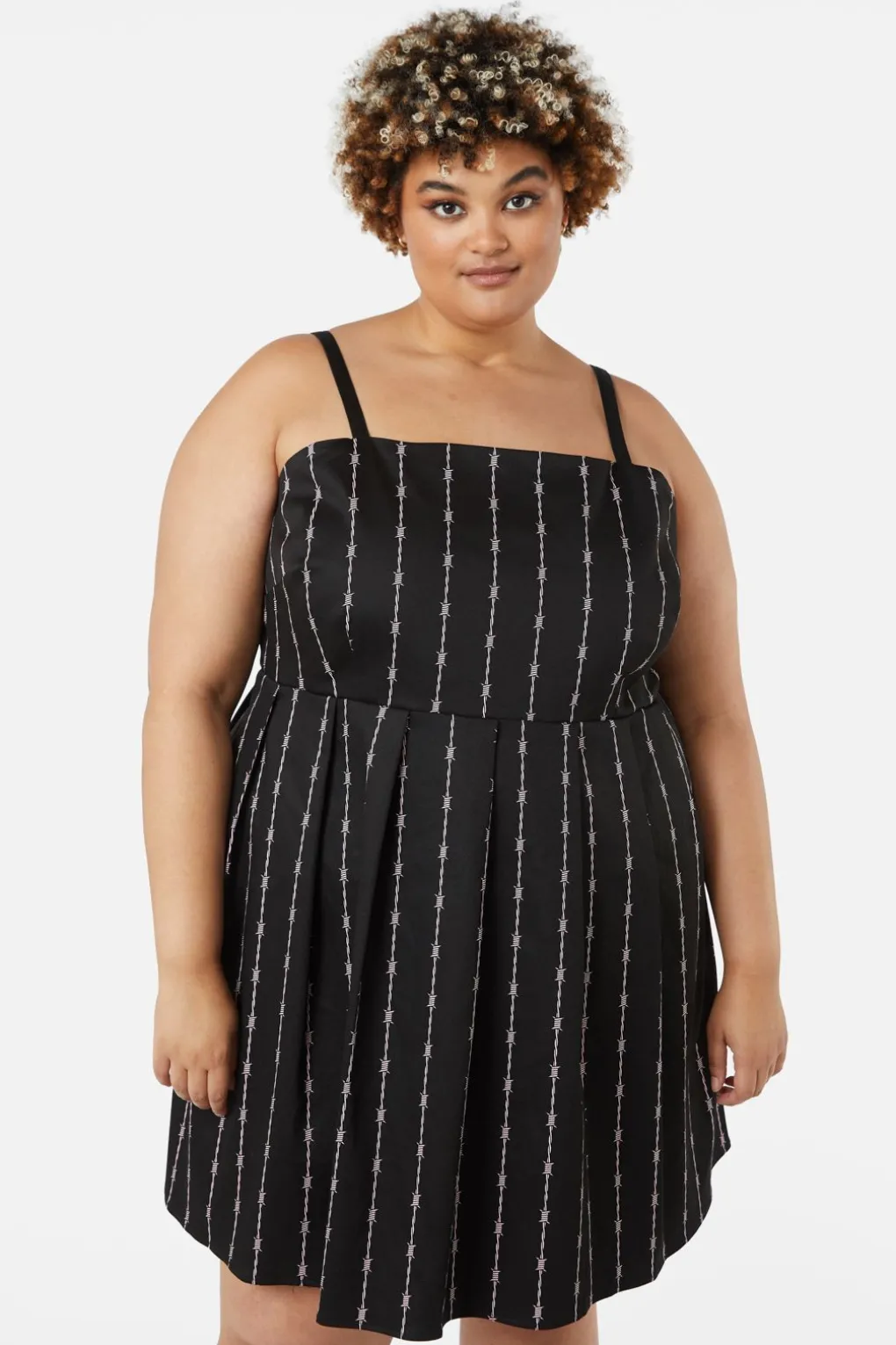 Curve Barbed Wire Bustier Pleated Dress