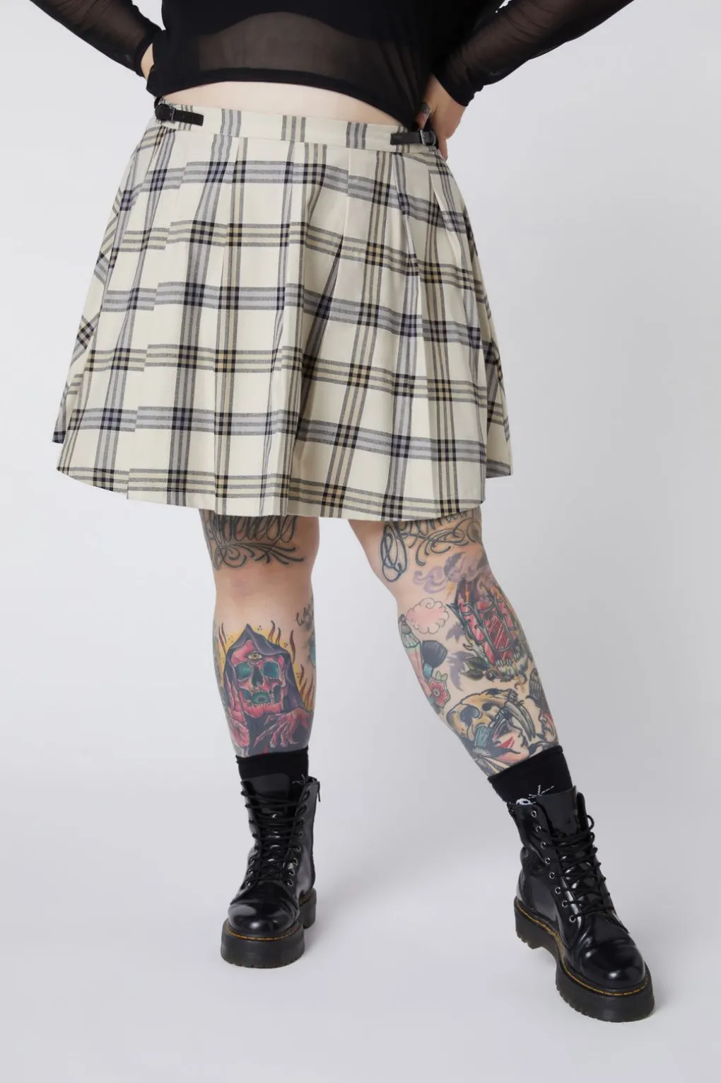 Curve Crescent Tartan Pleat Skirt