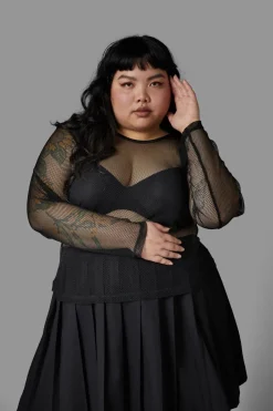 Curve Dead Inside Mesh Top