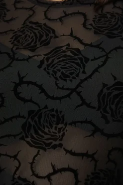 Curve Decaying Days Flocked Mesh Top