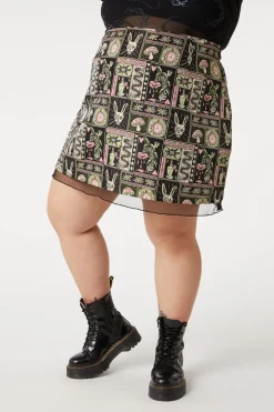 Curve No Way Out Skirt