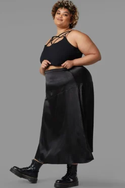 Curve Pentagram Skirt