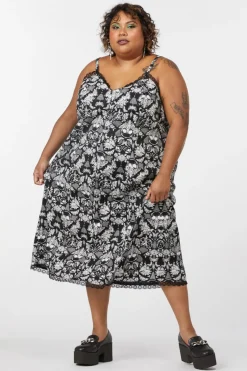 Curve Romantic Skull Lace Dress