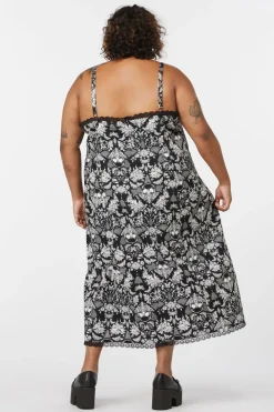 Curve Romantic Skull Lace Dress