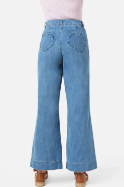 Flora Pocket Jean
