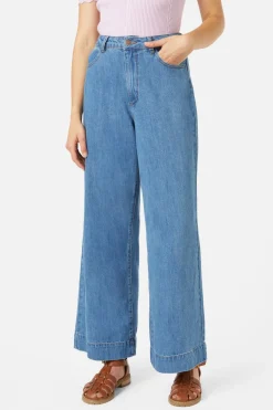 Flora Pocket Jean