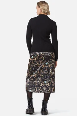 Grave Respect Knit Skivvy