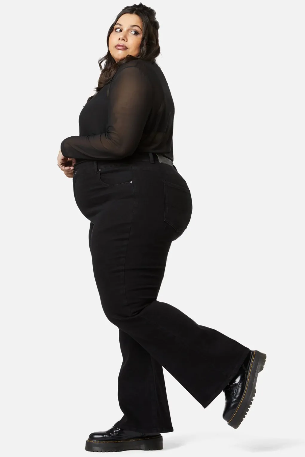 Lilith Curve Flare Jeans