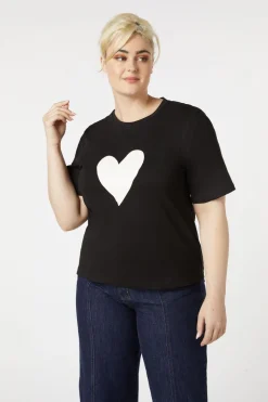 Love Heart Tee
