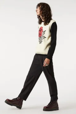 Paint The Roses Knit