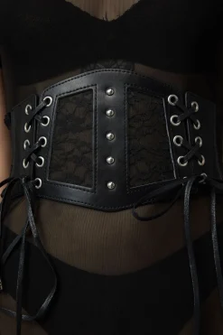 Peek A Boo Waist Belt