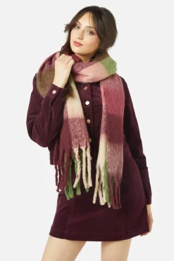 Snuggly Winter Scarf