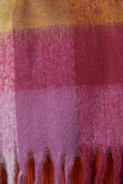 Snuggly Winter Scarf